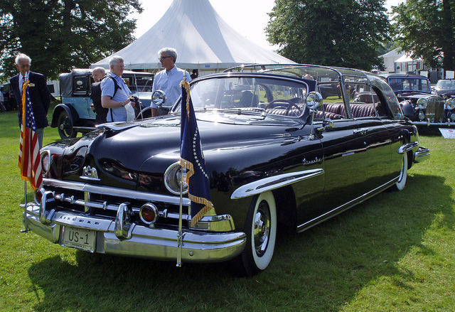 Lincoln Cosmopolitan limousine