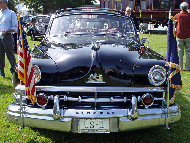 Lincoln Cosmopolitan limousine