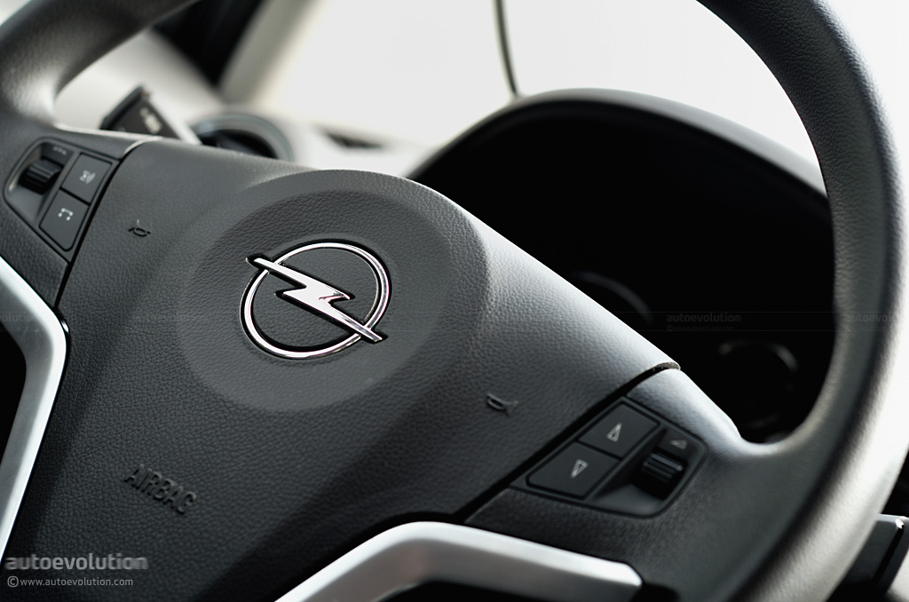 Opel Antara 20 CDTi Opel Antara 20 CDTi