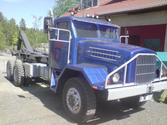 Scania LA82B