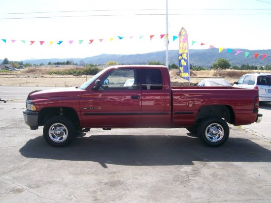 Dodge Ram 1500 SLT xcab