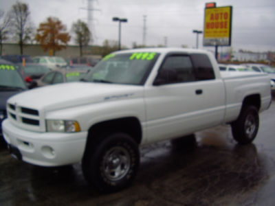 Dodge Ram 1500 SLT xcab