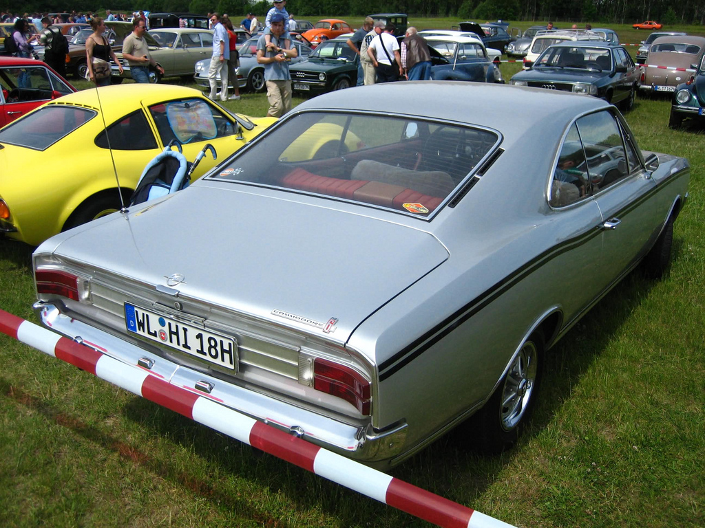 Opel Commodore A Coupe Automatic 2500 G