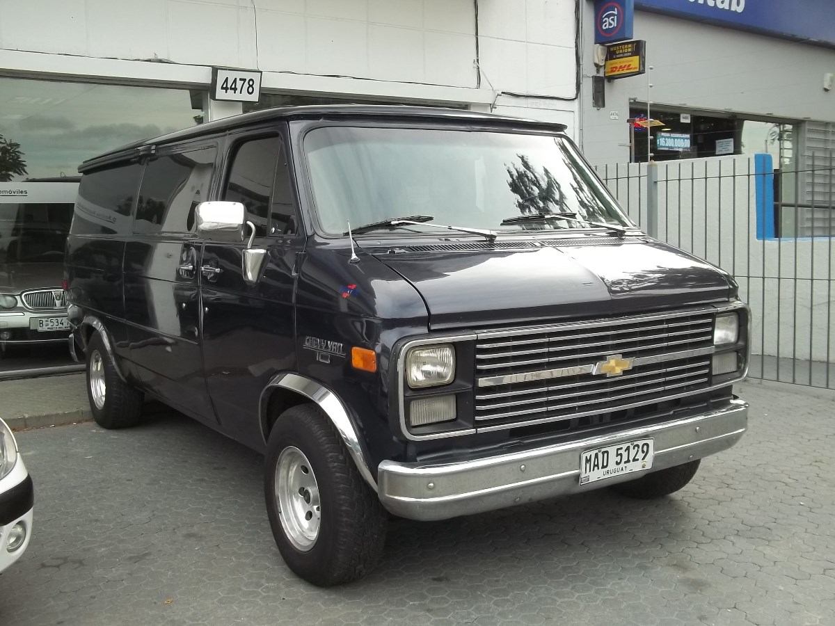 Chevrolet Chevyvan 10