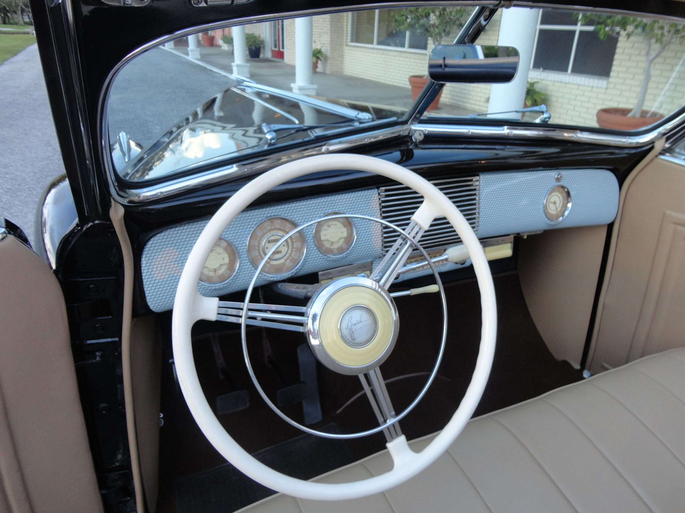 Buick Roadmaster conv