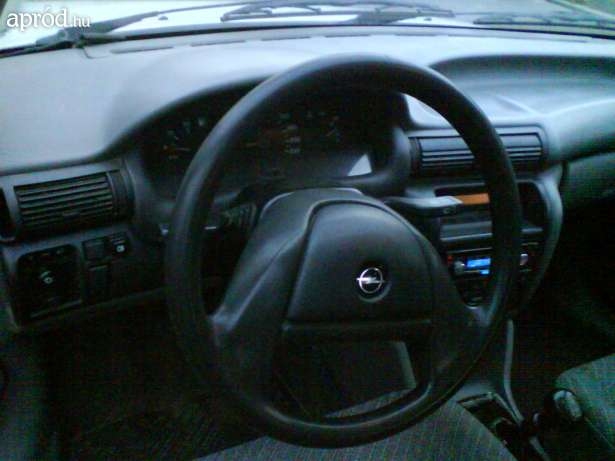 Opel Astra 14 GL