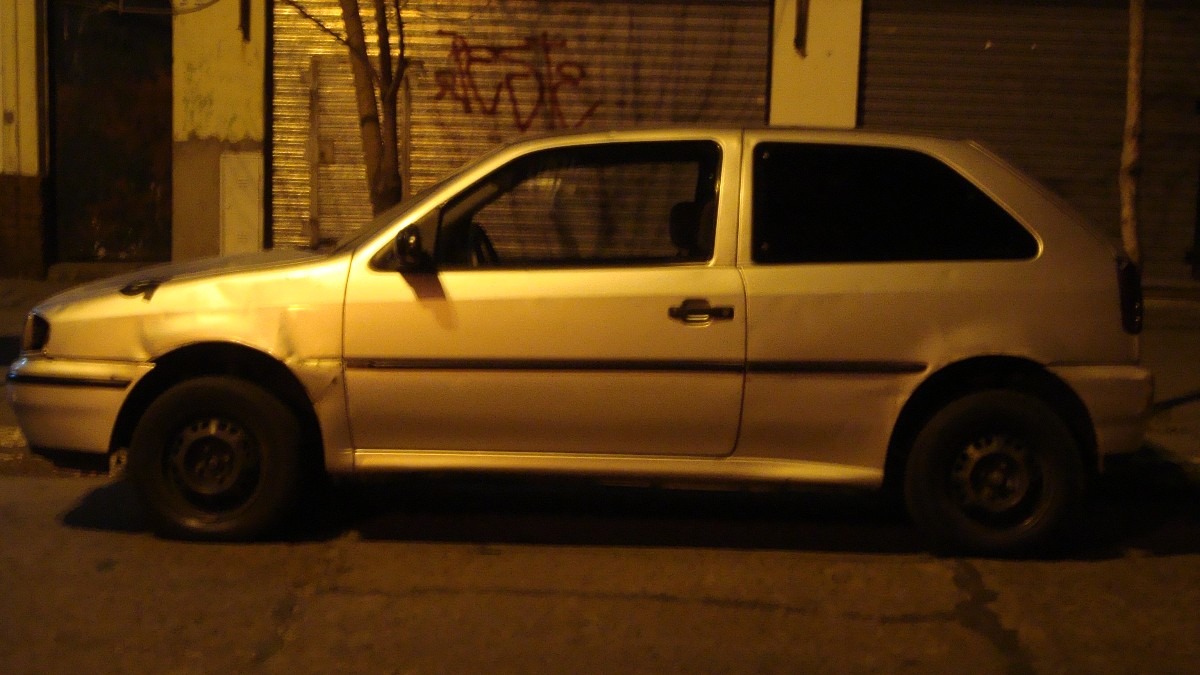 Volkswagen Gol GLi 18