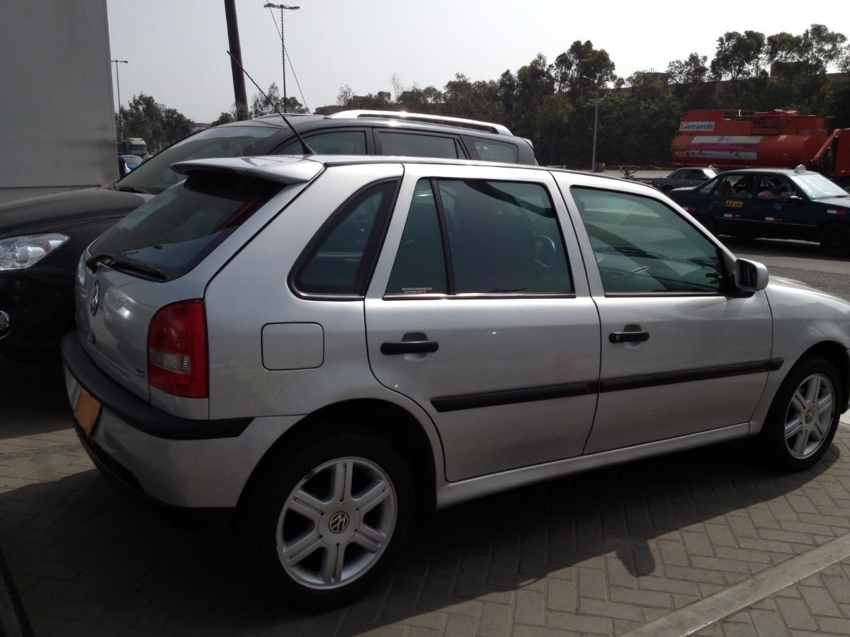 Volkswagen Gol 18