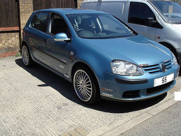 Volkswagen Golf 16 FSi