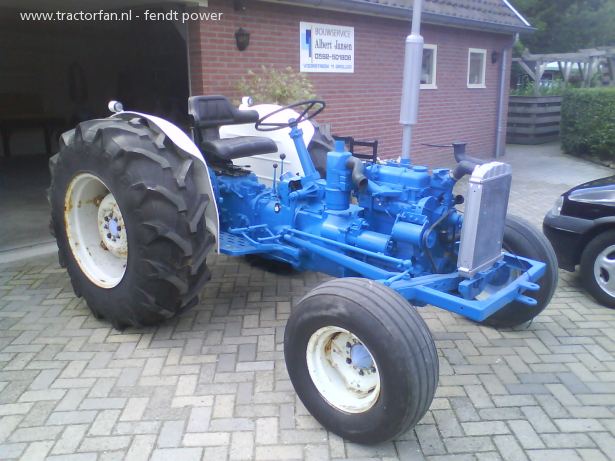 Fordson Super Dextra