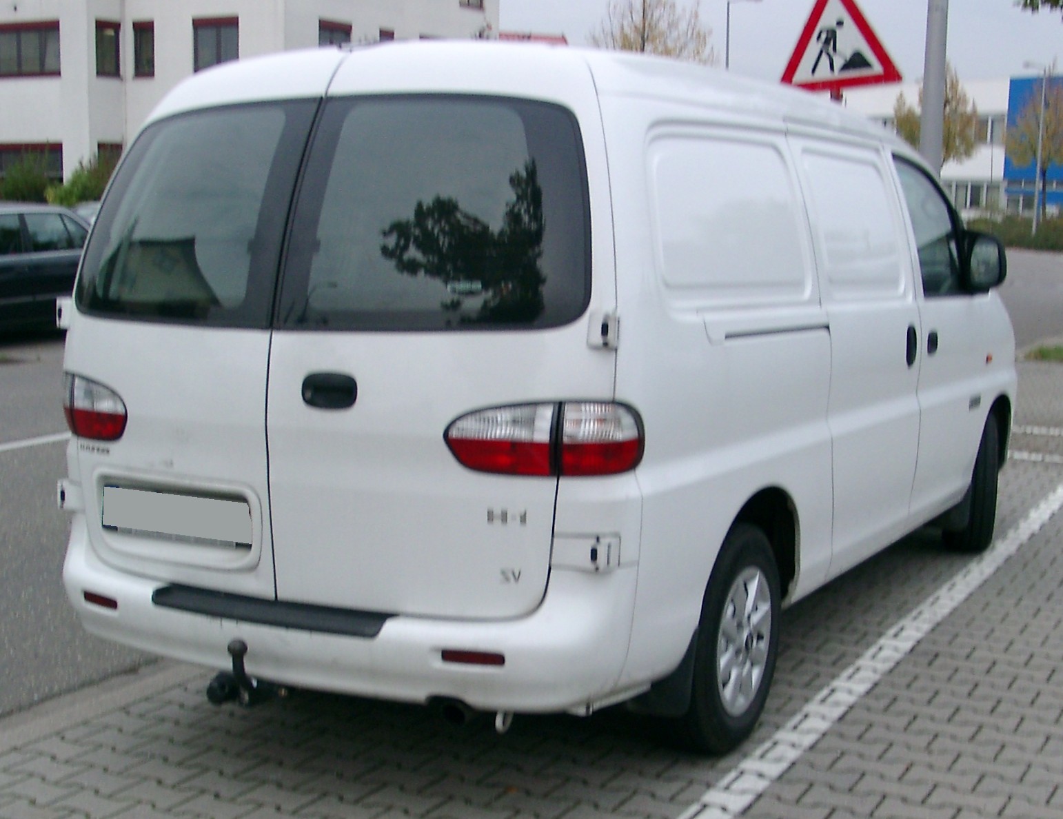 Hyundai H-1