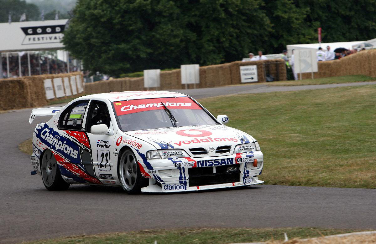 Nissan Primera Celebration