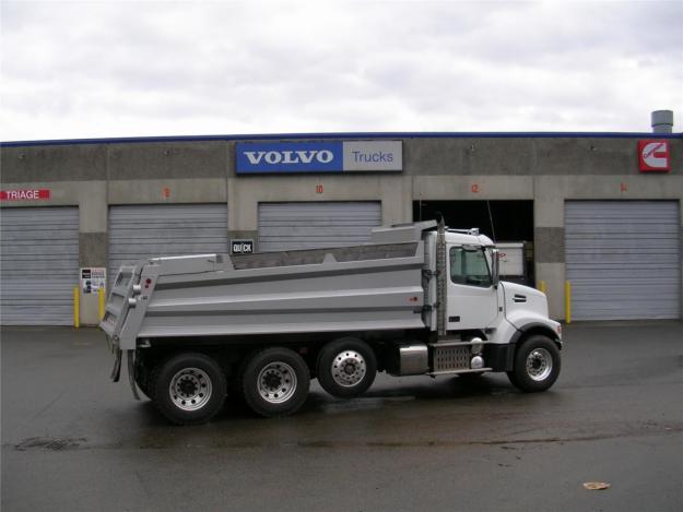 Volvo VHD84