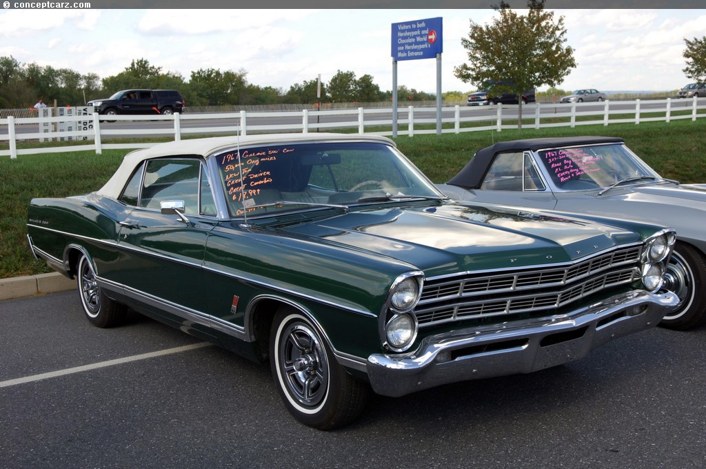 Ford GALAXIE 500