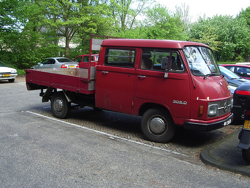 Mercedes-Benz L306D