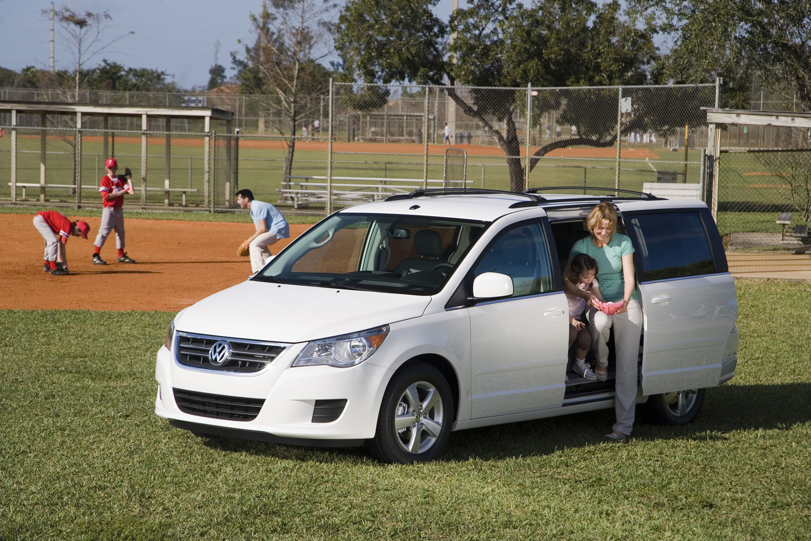 Volkswagen Routan SE