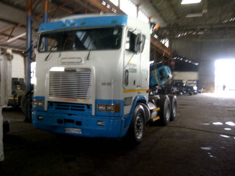 Freightliner FLB 90