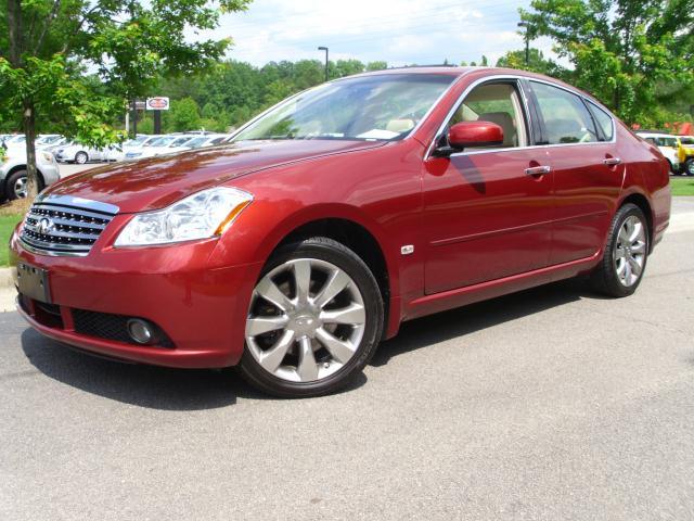 Infiniti M35X AWD Sedan