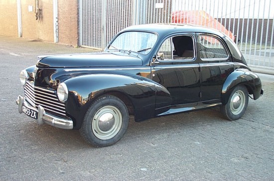 Peugeot 203 A