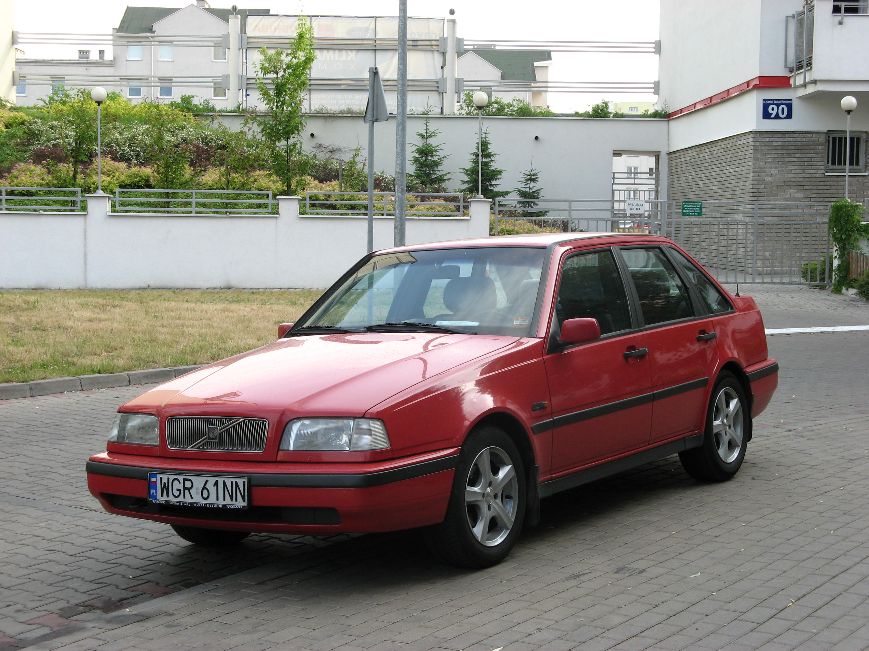 Volvo 440