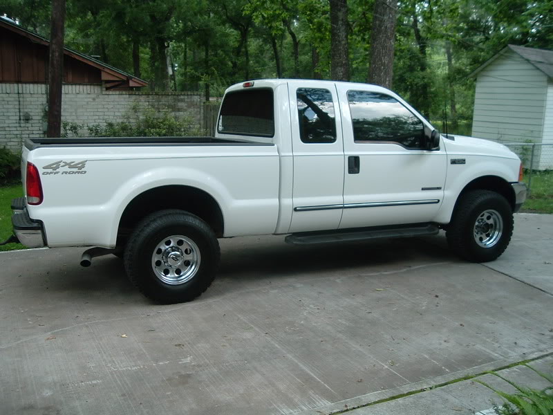 Chevrolet Luv 23 MPFi