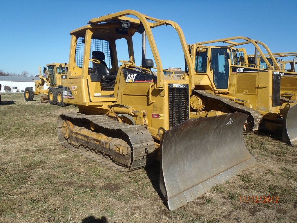 Caterpillar D4G-XL