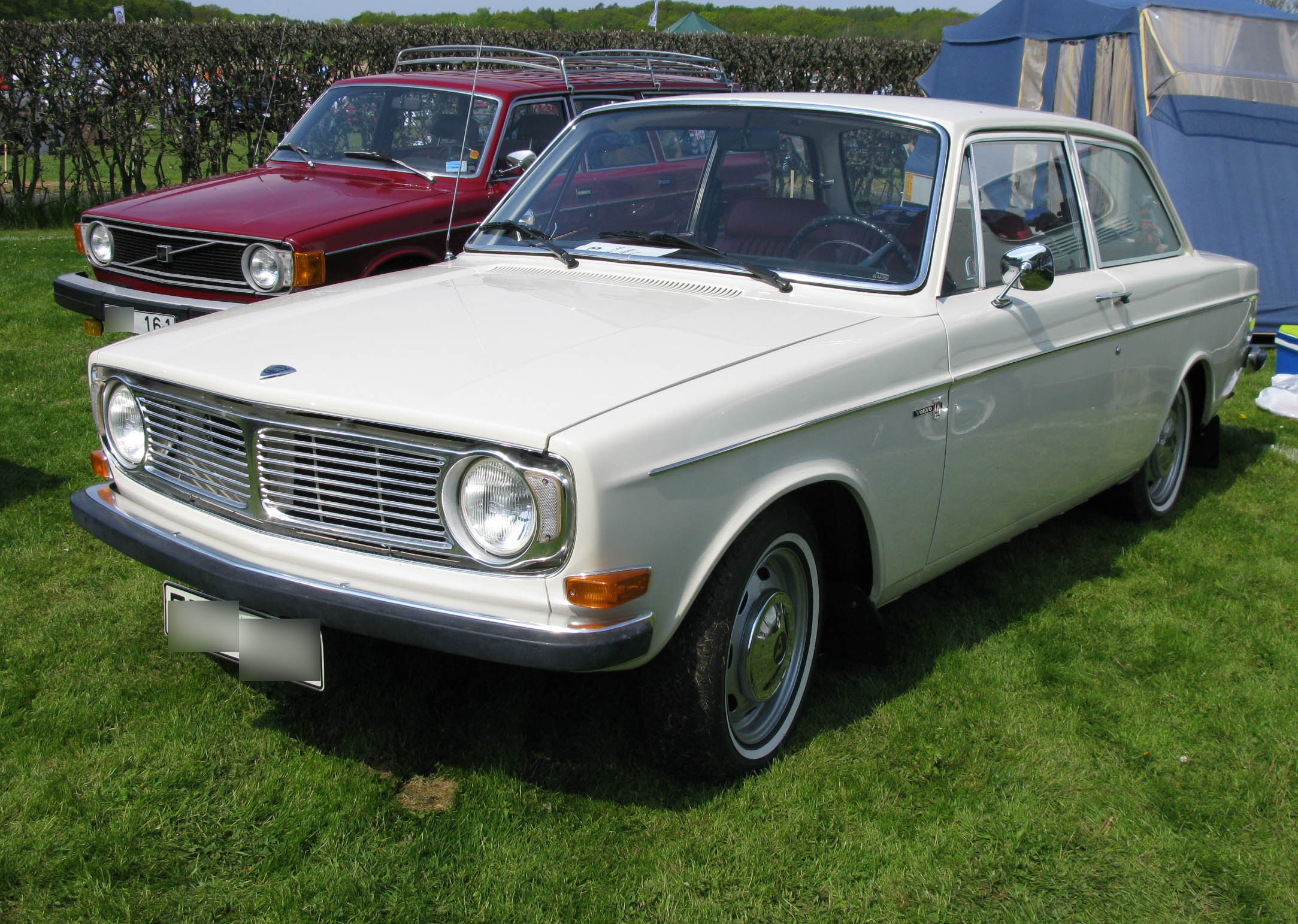 Volvo 142