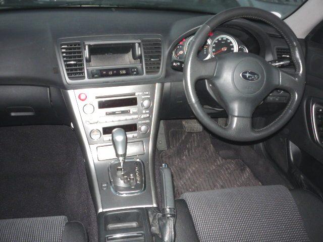 Subaru Legacy Outback 25i