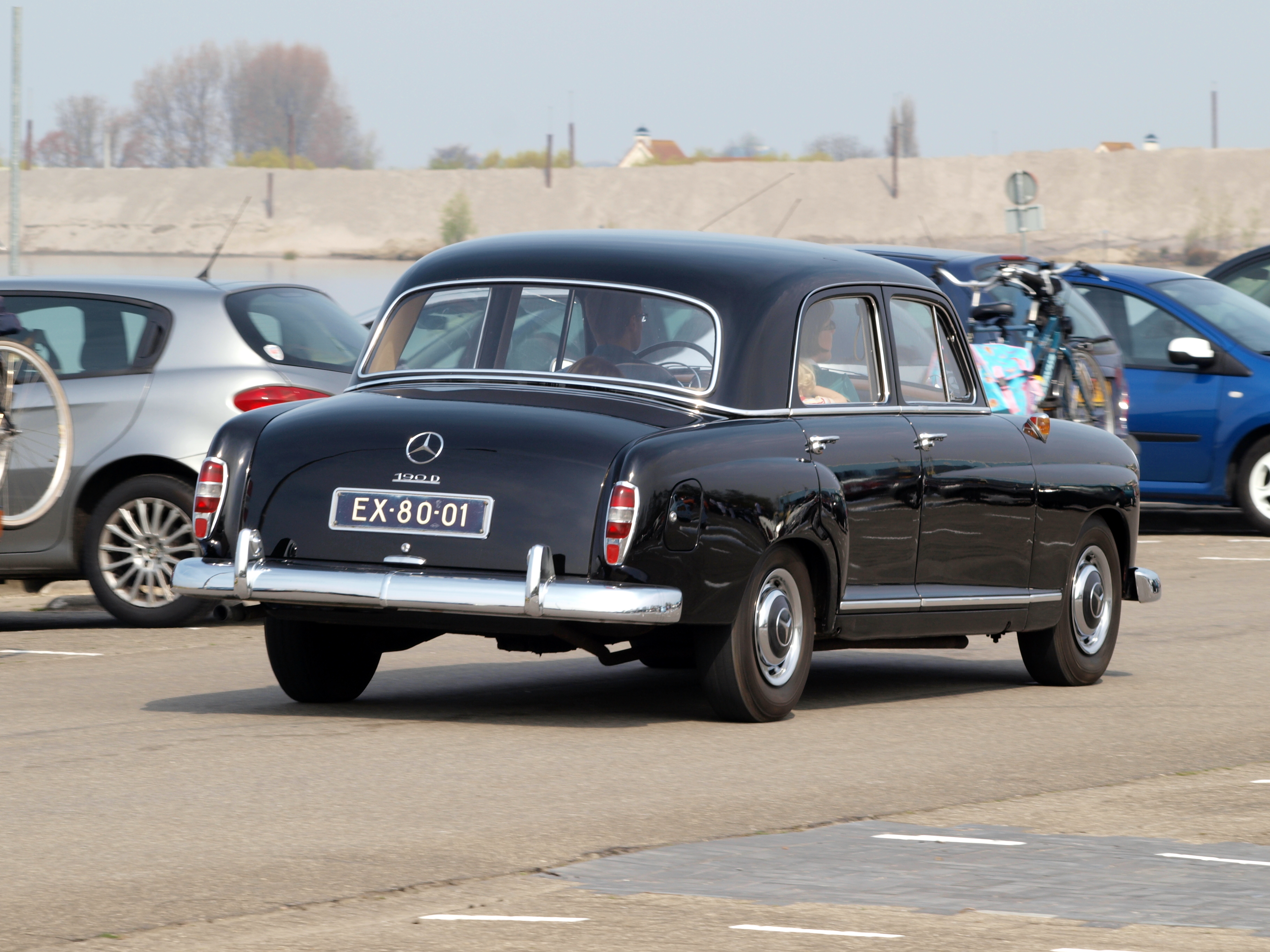 Mercedes-Benz O403 Travego Mercedes-Benz O403 Travego
