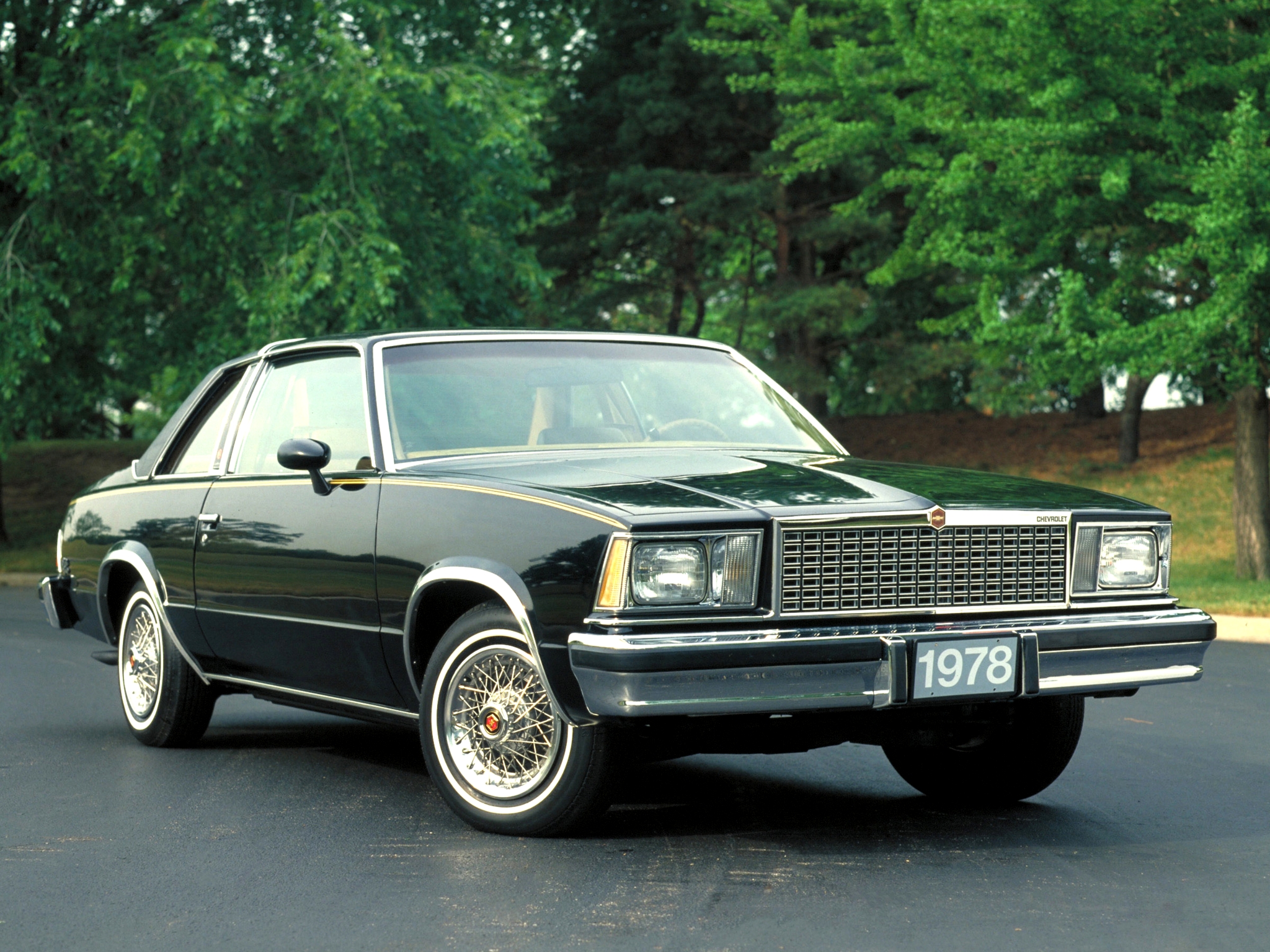 Chevrolet Malibu Classic landau coupe