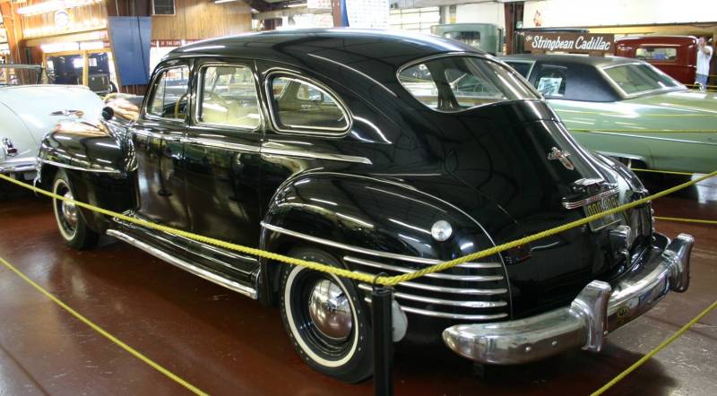 Chrysler New Yorker sedan