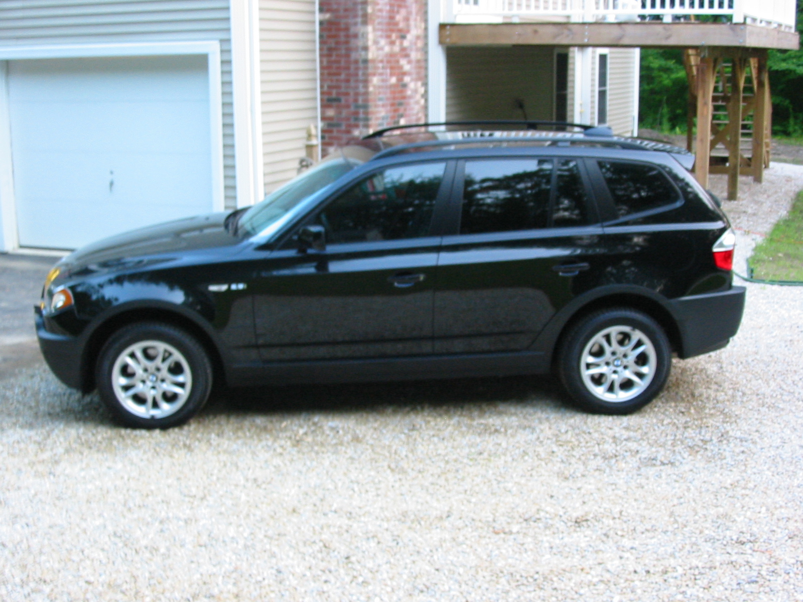 BMW X3 25i