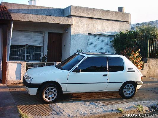 Peugeot 205 XS