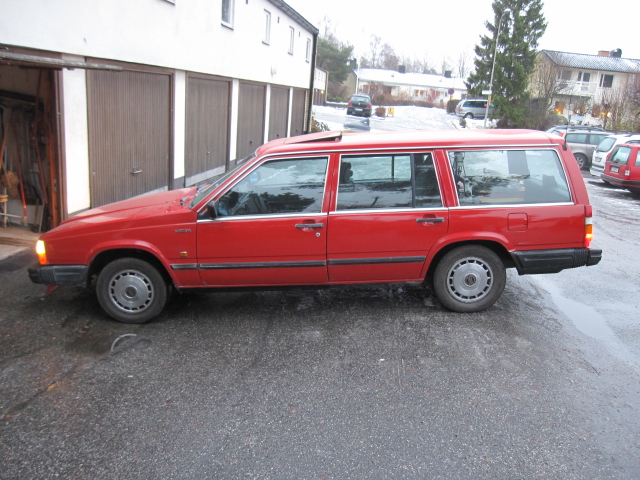 Volvo 745 GL