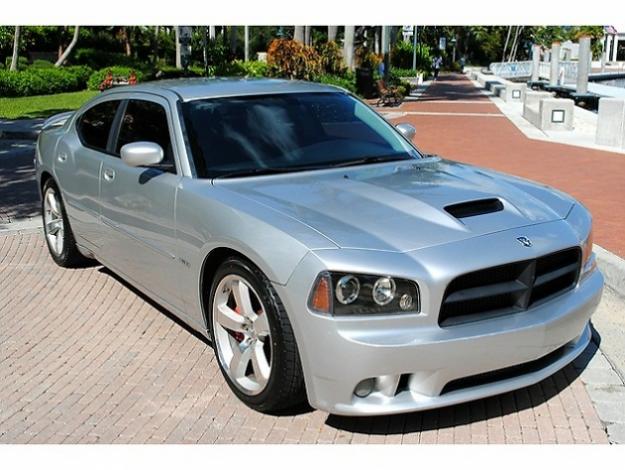 Dodge Charger 4 dr