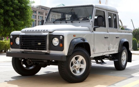 Land Rover Defender double cab