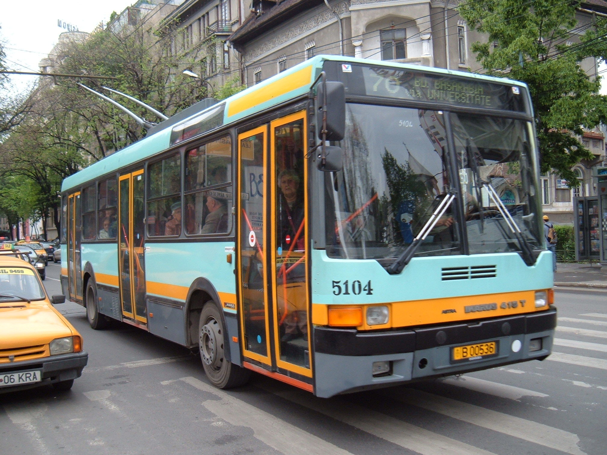 Ikarus Trolley-bus