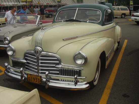 Pontiac Streamliner Eight sedan