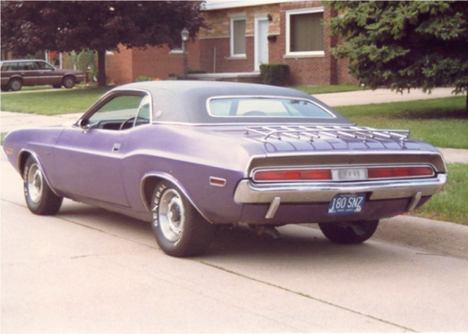 Dodge Challenger RT 383