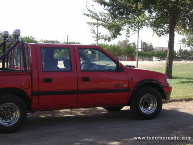 Chevrolet Luv 23