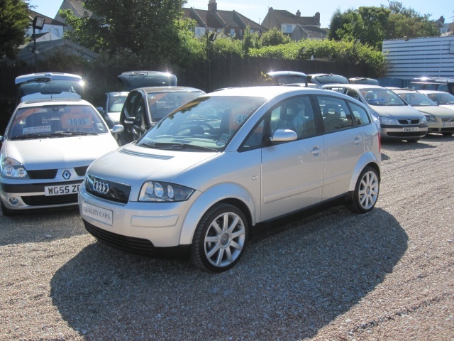 Audi A2 16 FSI