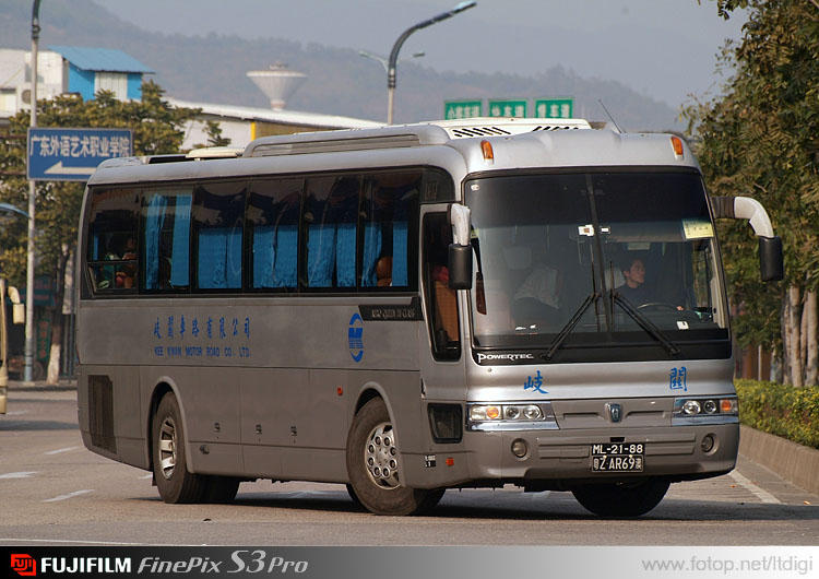 Hyundai Aero Queen Hi-Class