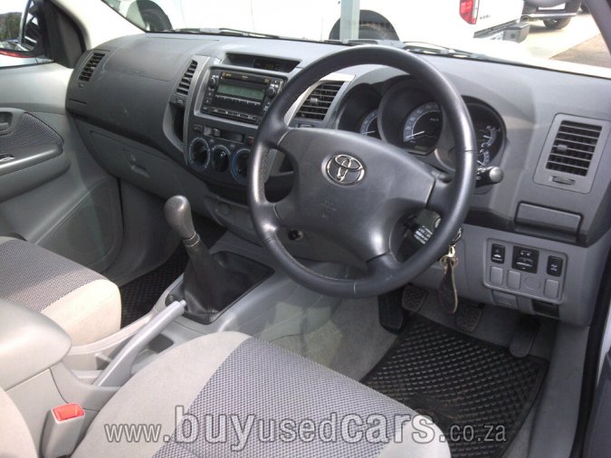 Toyota Hilux Scab