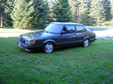 Saab 900 SE T 20