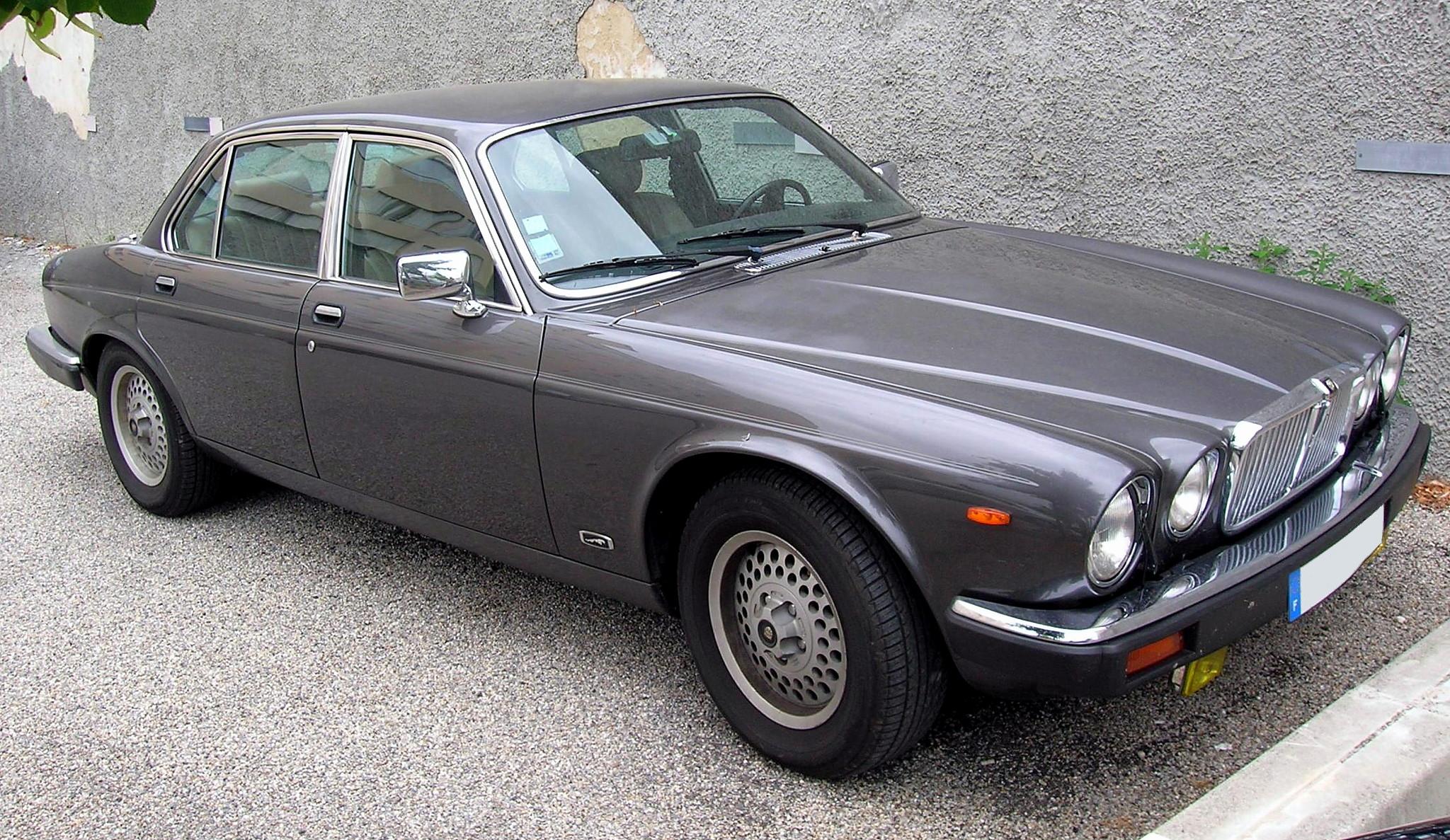 Jaguar Sovereign 40