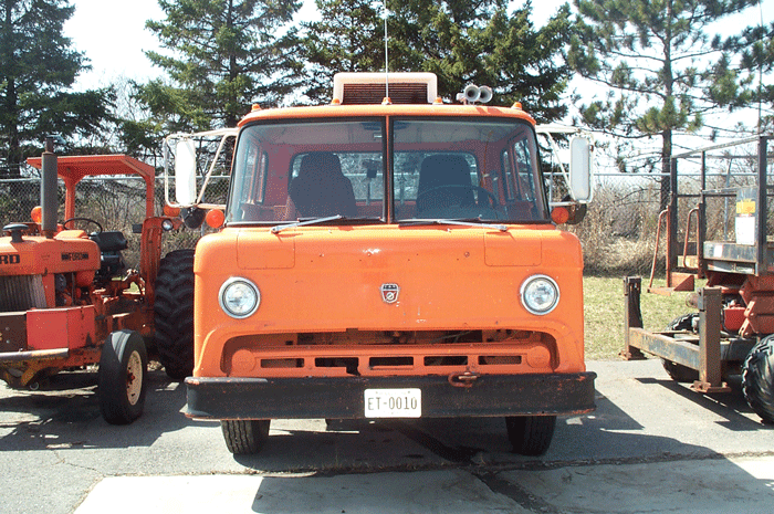 Ford C-550