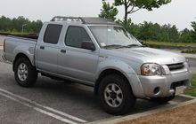 Nissan Terrano DX 27D Crew