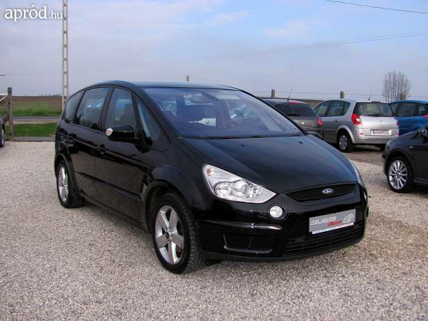 Ford S-Max 18 TDci Titanium