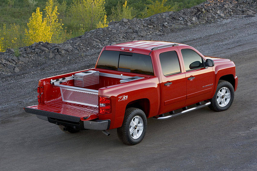 Chevrolet 1500 Silverado LS Z71 Fun Truck Cab