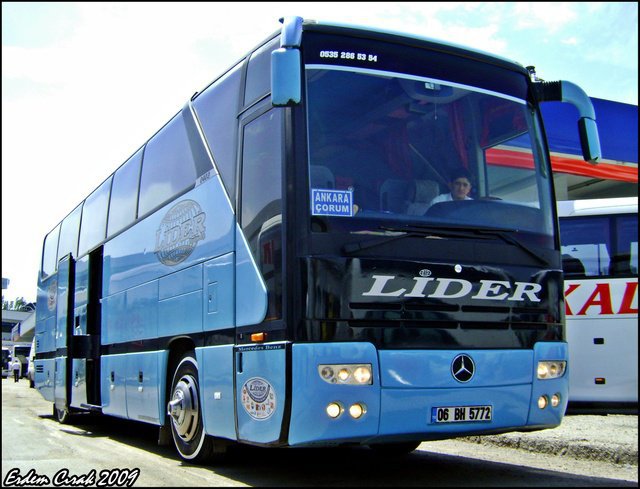 Mercedes-Benz 0 403